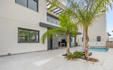 Property slide 38
