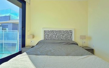 Property slide 21