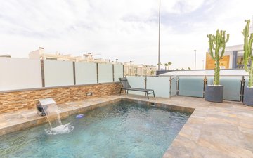 Property slide 22