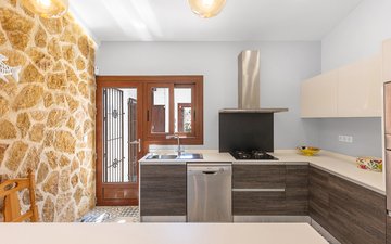 Property slide 17