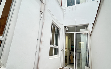 Property slide 16