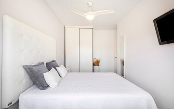 Property slide 25