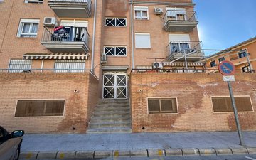 Property slide 17