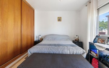 Property slide 14