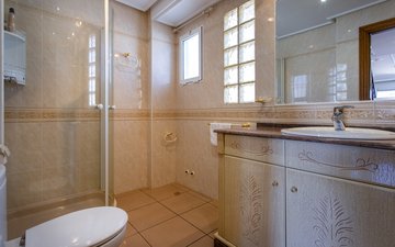 Property slide 17