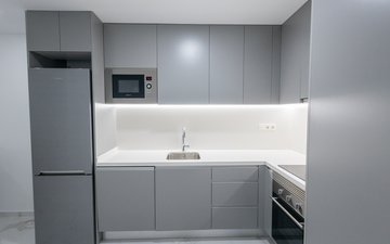 Property slide 6