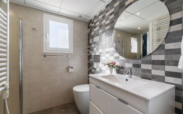 Property slide 18