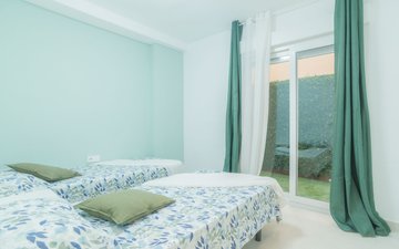 Property slide 25
