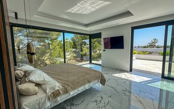 Property slide 17