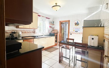 Property slide 15