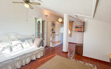 Property slide 29