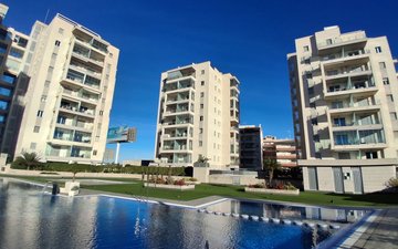 Property slide 21