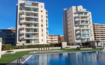 Property slide 20