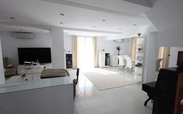 Property slide 5