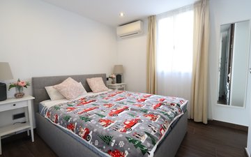 Property slide 16