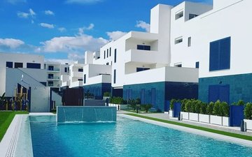 Property slide 16