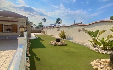 Property slide 21