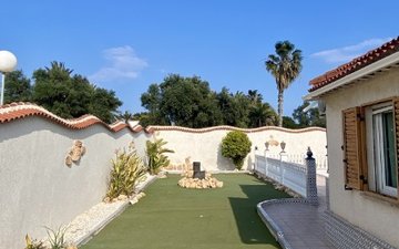 Property slide 22