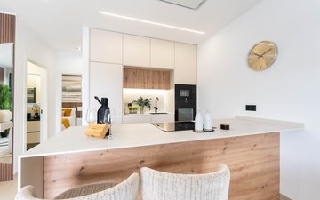 Property slide 21
