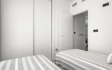 Property slide 21