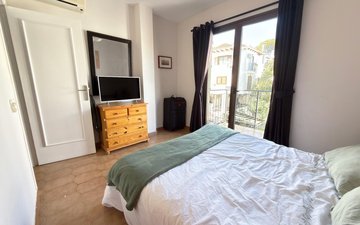 Property slide 15