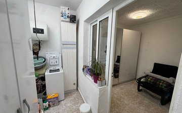 Property slide 10