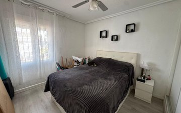 Property slide 10