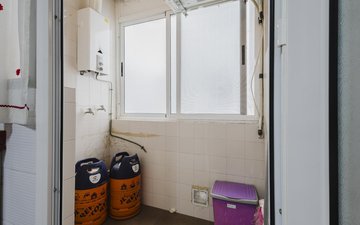 Property slide 14