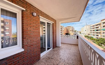 Property slide 40