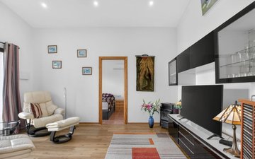 Property slide 17