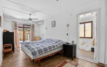 Property slide 22