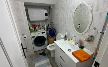 Property slide 16