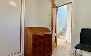 Property slide 34
