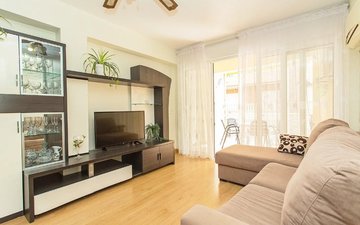 Property slide 10