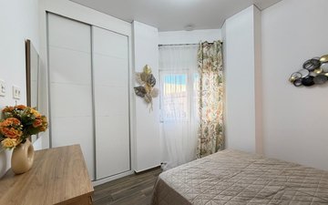 Property slide 22