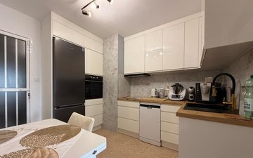 Property slide 6