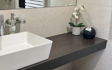 Property slide 16