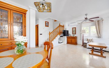 Property slide 10