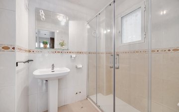 Property slide 16