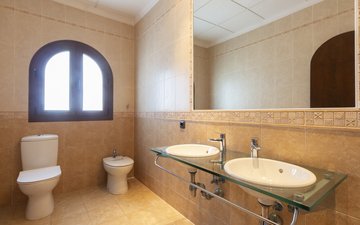 Property slide 18