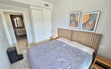 Property slide 20