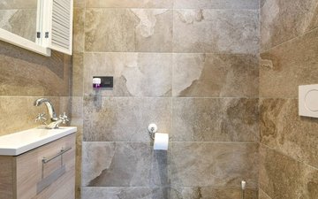 Property slide 19