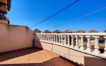 Property slide 44