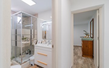 Property slide 42