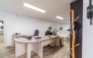 Property slide 39
