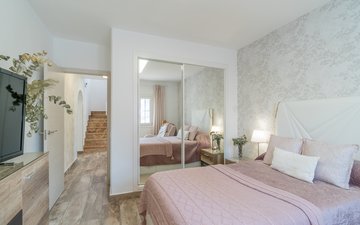 Property slide 27