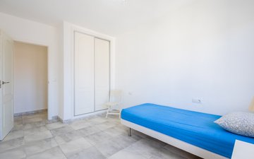 Property slide 16