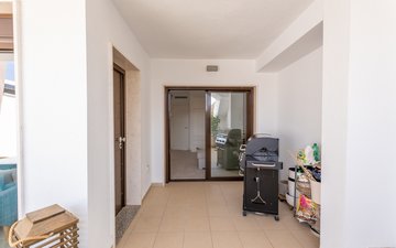 Property slide 6