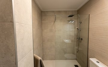 Property slide 20