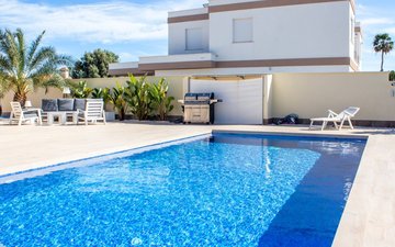Property slide 17